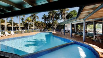 Outdoor pool, pool loungers