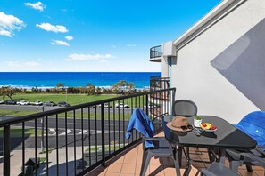 Apartamento Deluxe, 1 habitación (Upper Level) | Terraza o patio