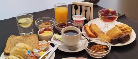 Gratis frukostbuffé varje dag