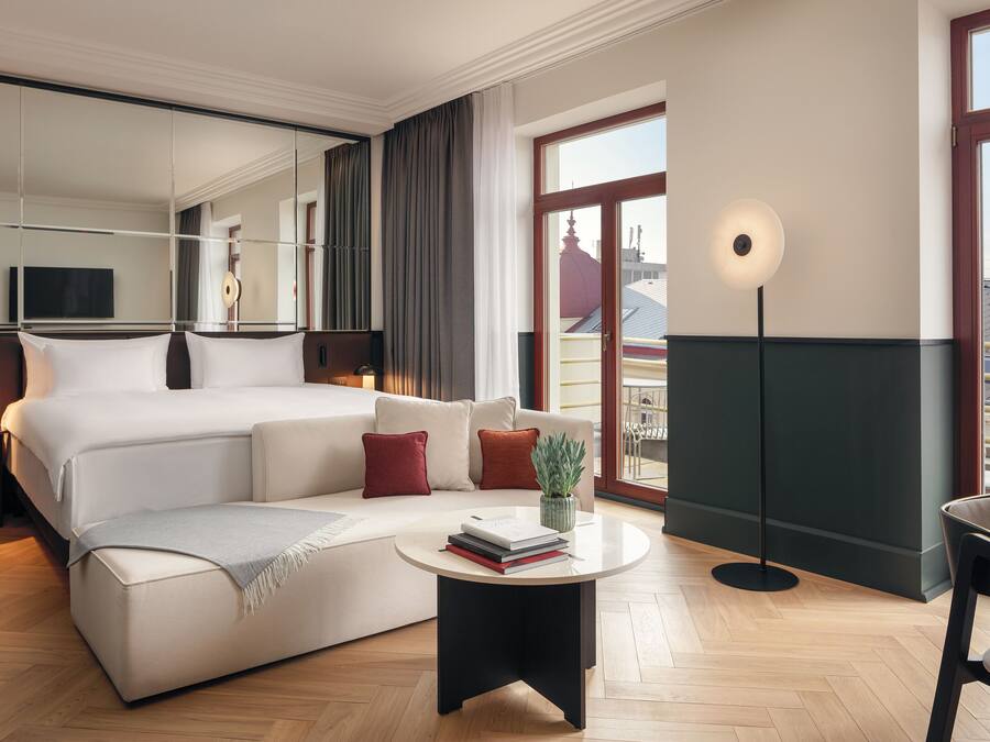 Premium bedding, minibar, in-room safe, desk