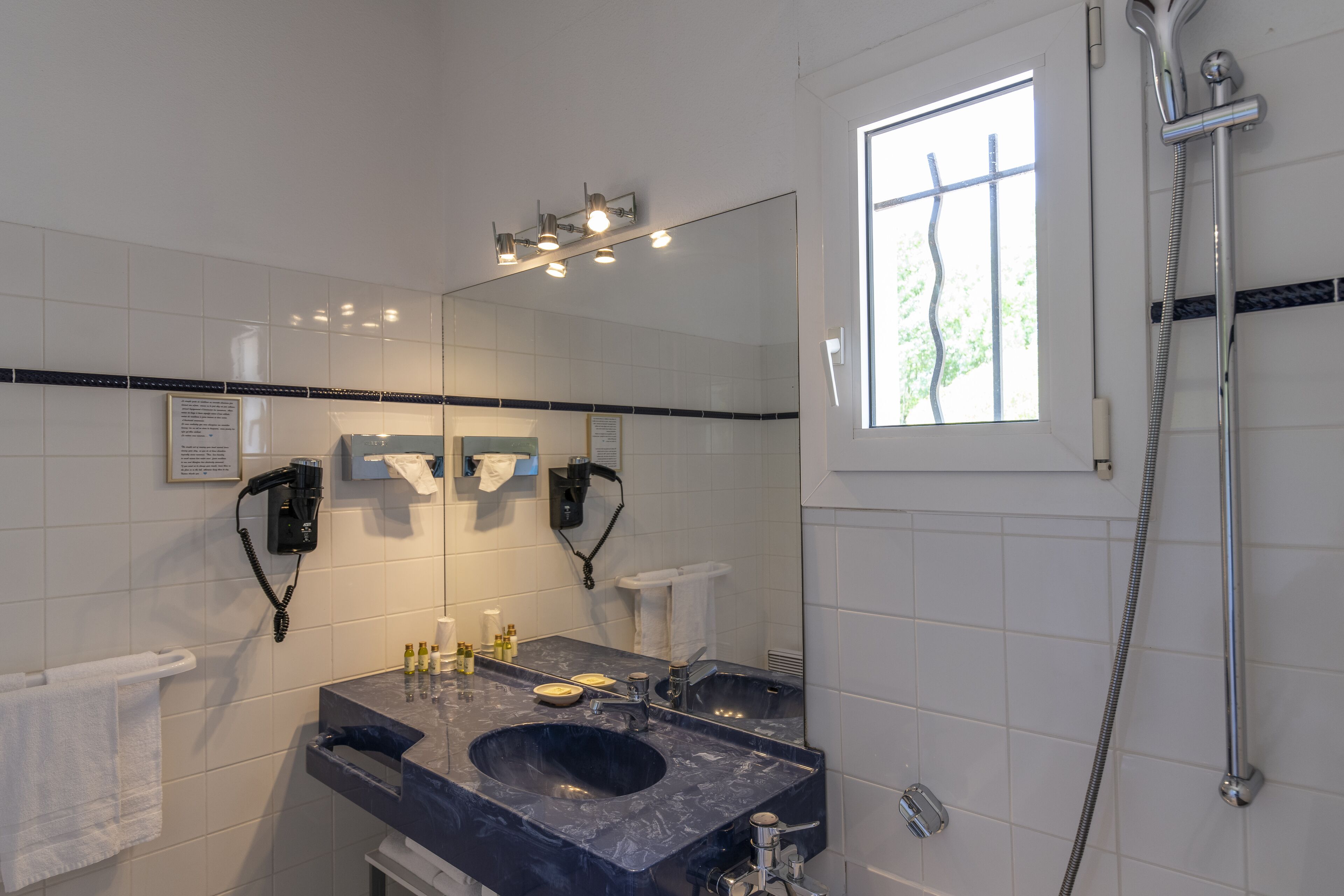 comfort triple room | bathroom | free toiletries, hair dryer, towels, soap