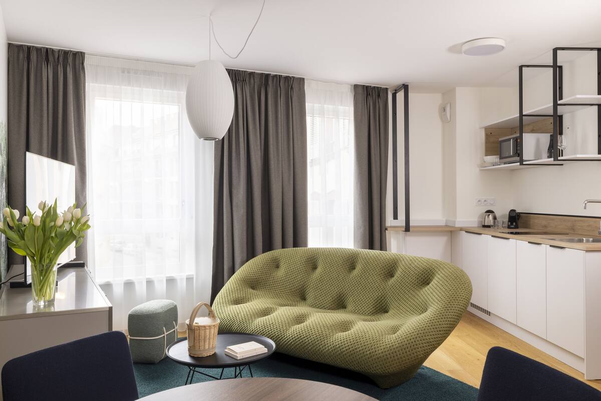 appart hotel | 1 bedroom, premium bedding, minibar, in-room safe