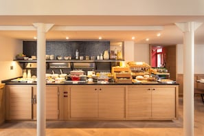 Daily buffet breakfast (EUR 18 per person)