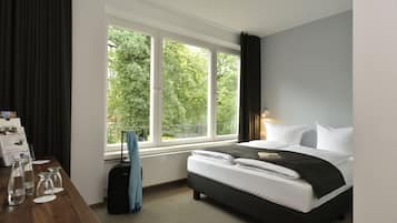 Standard Double Room | In-room safe, desk, iron/ironing board, free WiFi