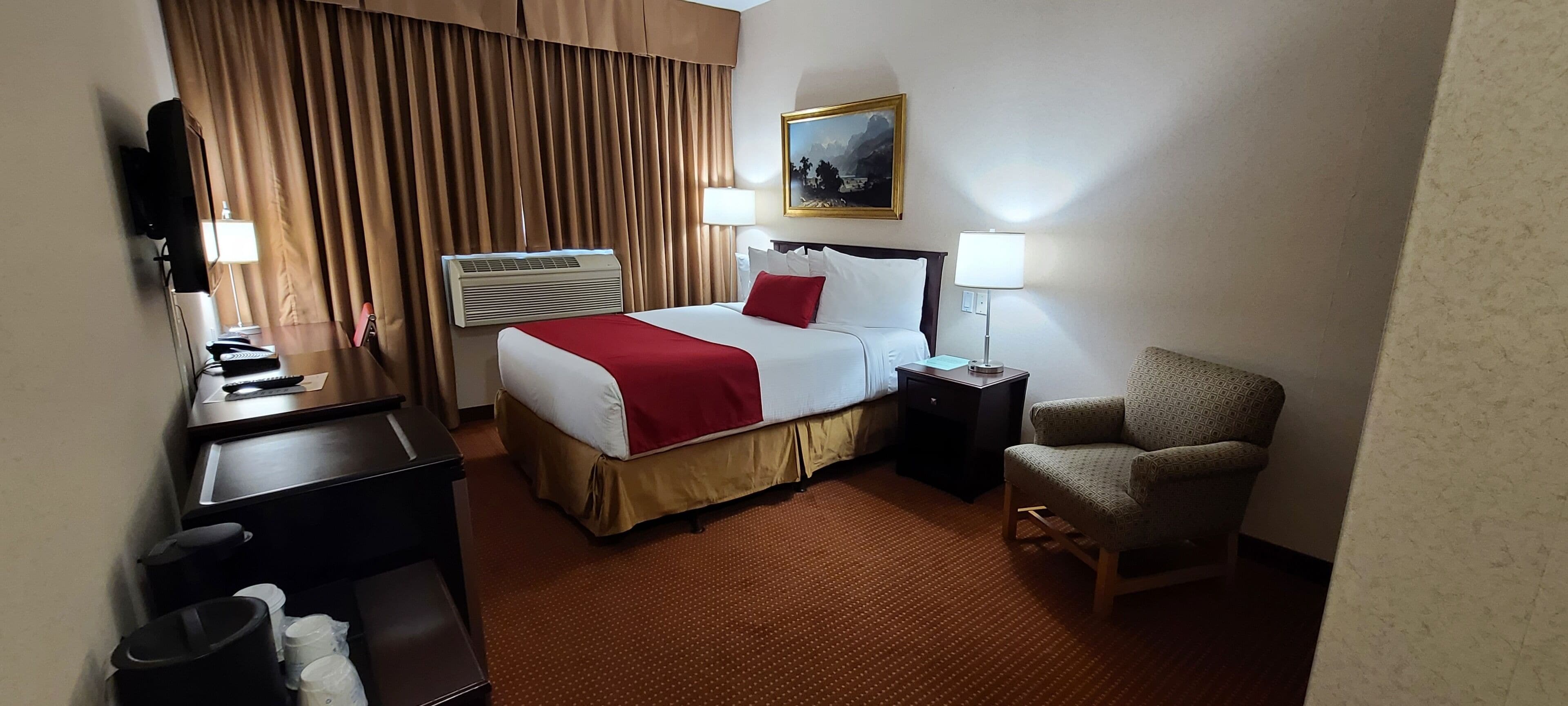 Photo - SureStay by Best Western Richmond Vancouver Airport