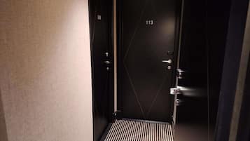 Chambre, 2 lits doubles (2 Rooms close together) | Literie de qualité supérieure, minibar, coffres-forts dans les chambres