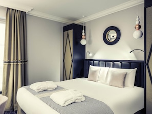 Premium bedding, minibar, in-room safe, desk