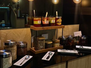 Desayuno buffet todos los días (con cargo) 