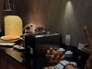 Desayuno buffet todos los días (con cargo)