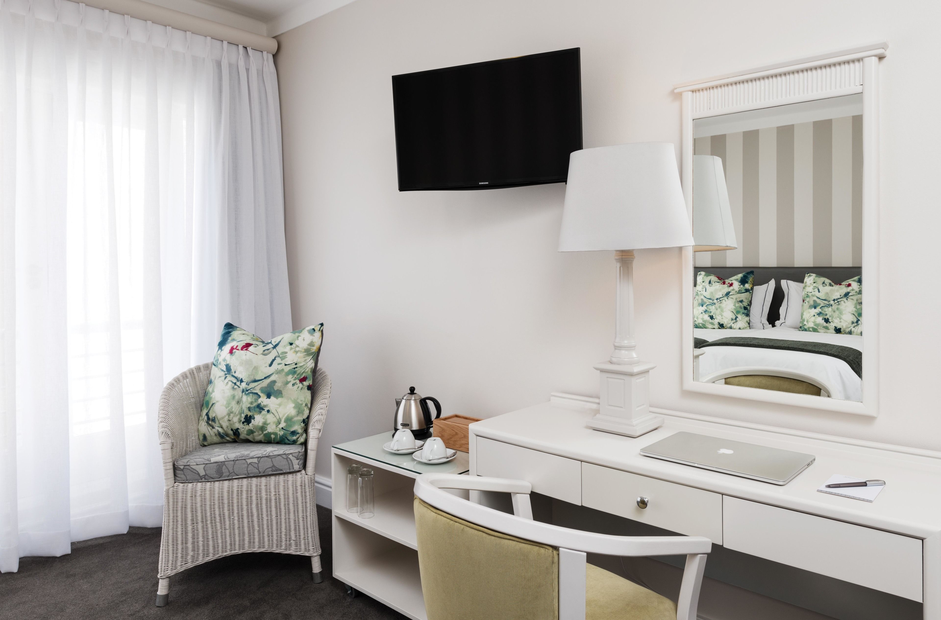 1 bedroom, in-room safe, desk, laptop workspace