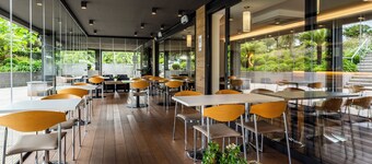 阿维尼达酒店拉科鲁尼亚