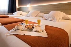 Triple Room | 1 bedroom, Egyptian cotton sheets, premium bedding, down comforters