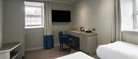 Standard Room, 2 Twin Beds | Hypo-allergenic bedding available, desk, laptop workspace