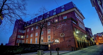 St James Hotel, BW Premier Collection