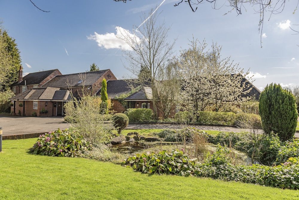 Brook Marston Farm Hotel - 0