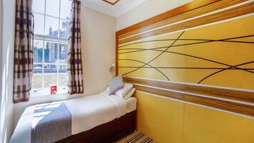 Standard Single Room | In-room safe, soundproofing, free WiFi, bed sheets