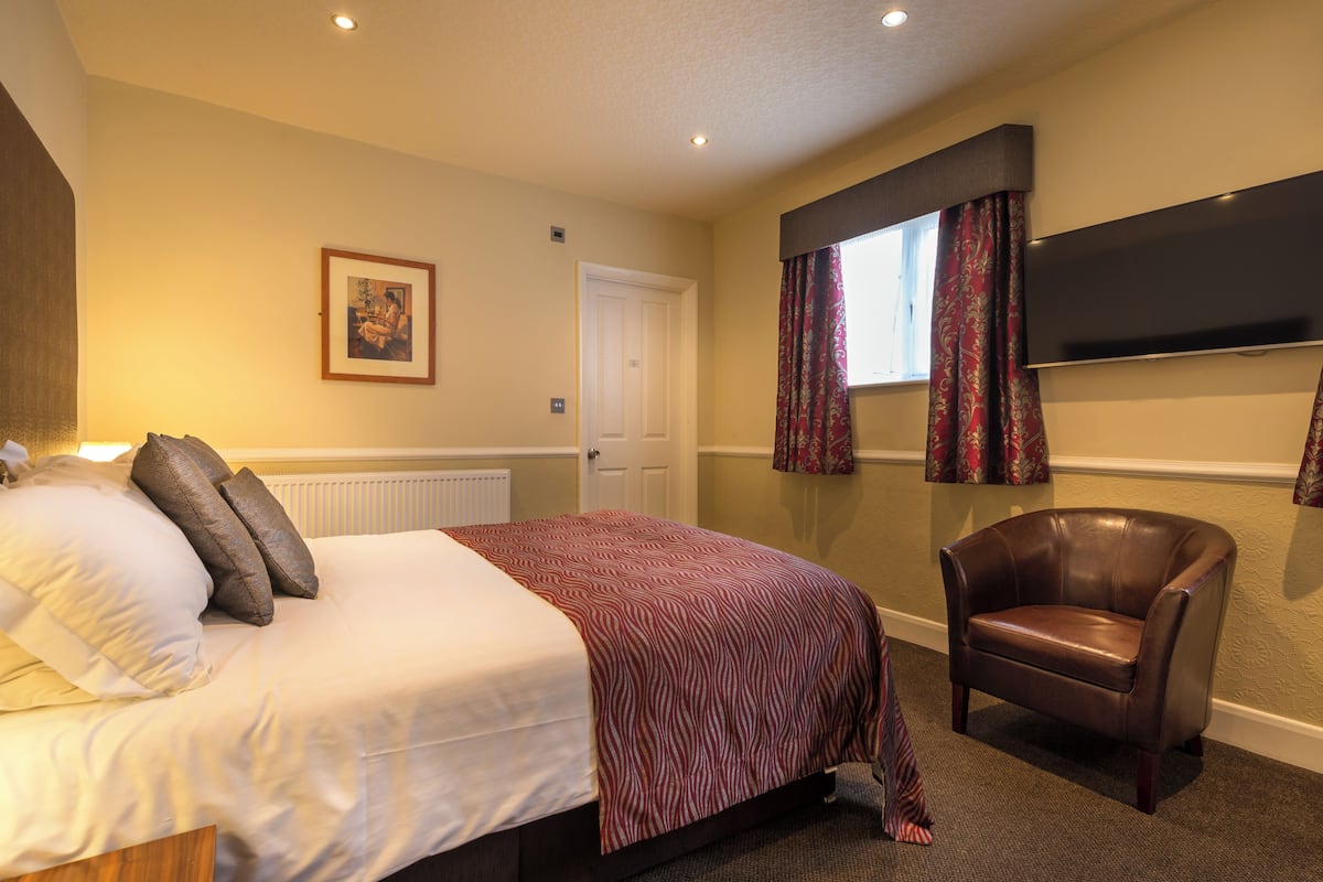 Classic Single Room