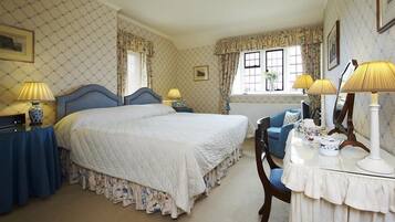 Superior Cottage, 1 King Bed | Premium bedding, pillowtop beds, individually decorated