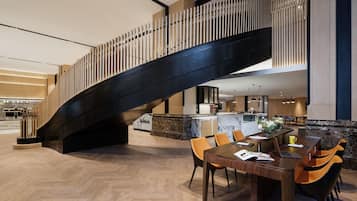 4 barer/lounger og pub