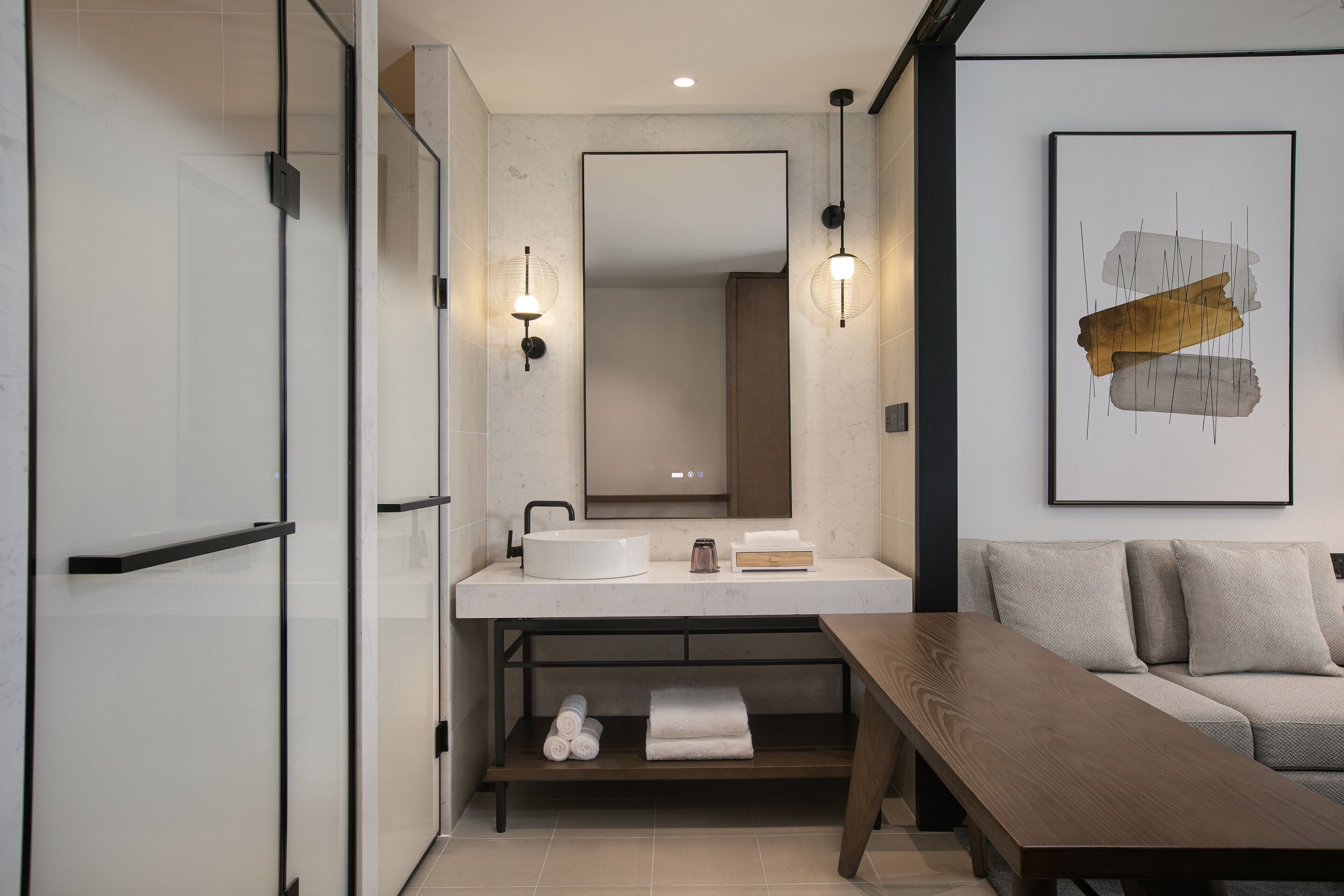 grand twin room, 2 single beds | bathroom | separate bathtub and shower, deep-soaking bathtub, rainfall showerhead