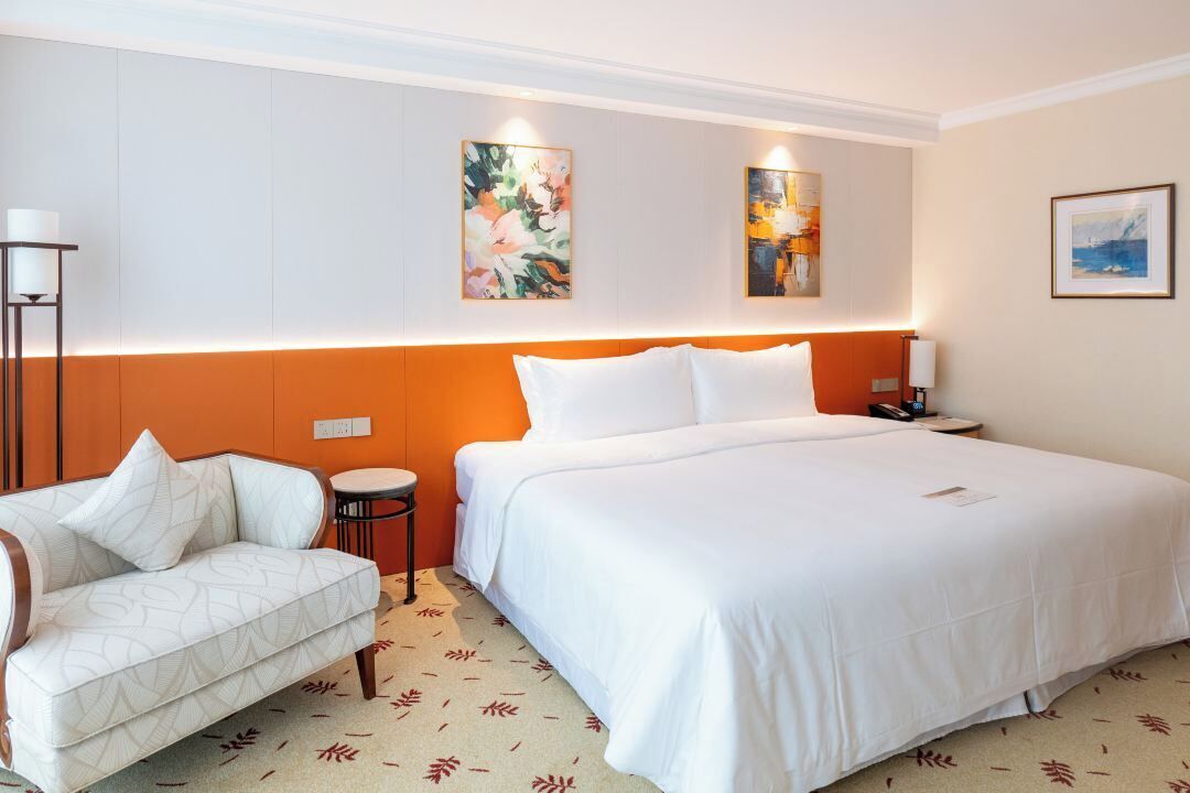 1 chambre, literie de qualité, couette en duvet, minibar
