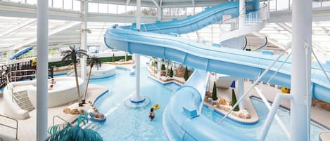 Indoor pool, seasonal outdoor pool, sun loungers