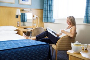 In-room safe, desk, iron/ironing board, bed sheets