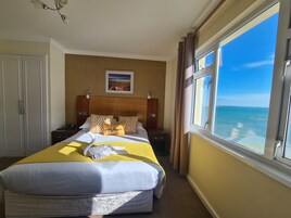 Double Room, Ensuite, Sea View (with Direct Sea View )