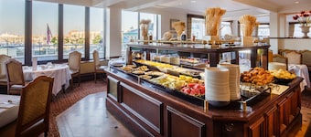 Pomme d'Or Hotel