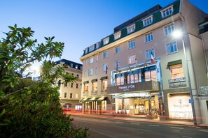 Exterior - Pomme d'Or Hotel (St. Helier)