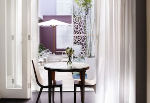 Grand Double Room, 1 King Bed | 1 bedroom, premium bedding, minibar, desk