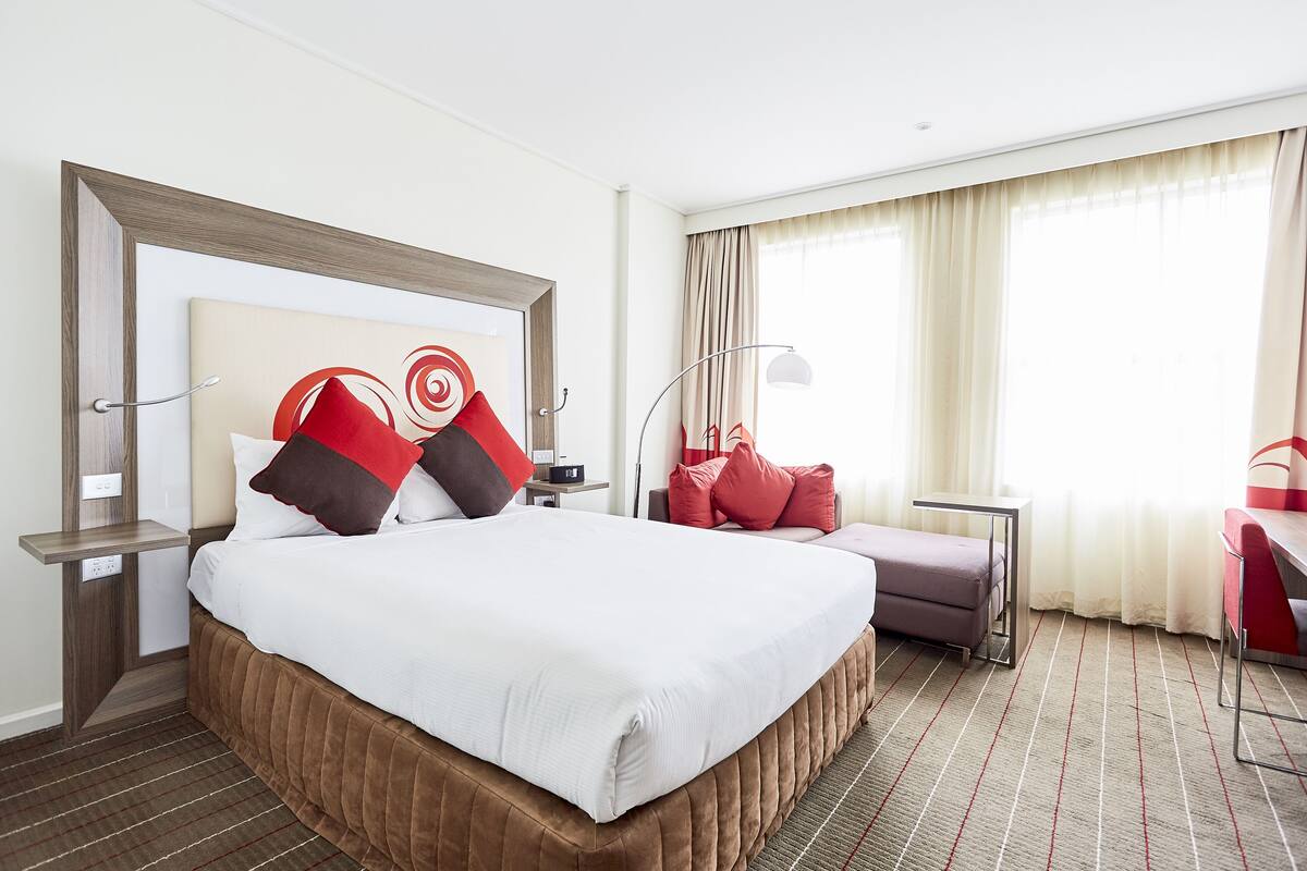 premium bedding, in-room safe, desk, blackout curtains