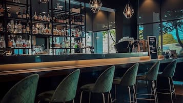 Bar (in der Unterkunft)