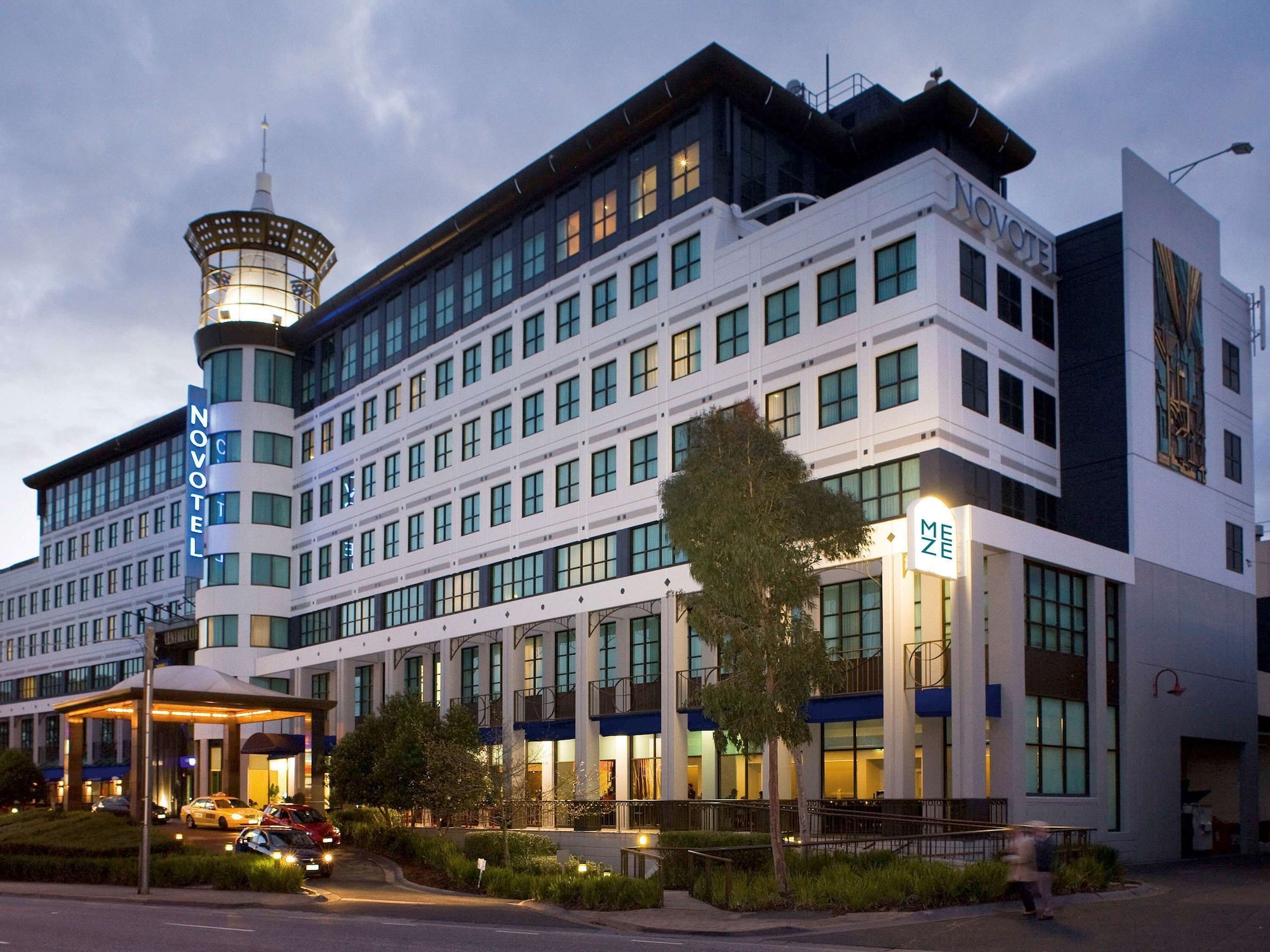 4 Star Hotels
