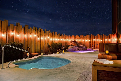 Marriott Niagara Falls Fallsview Hotel & Spa