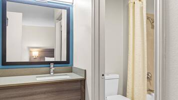Studio Suite, 1 Queen Bed, Non Smoking | Bathroom | Combined shower/tub, free toiletries, hair dryer, towels