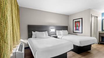 Deluxe Suite, 2 Double Beds, Non Smoking