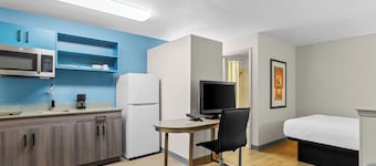 Sonesta Simply Suites Stafford