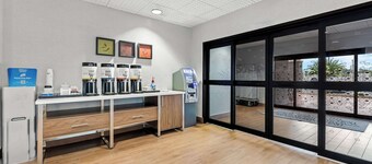 Hampton Inn Florence Midtown near University of North Alabama