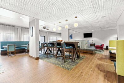 Hampton Inn Florence Midtown near University of North Alabama