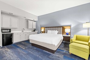 Habitación Deluxe, 1 cama de matrimonio grande, no fumadores | Zona de estar | Una televisión de pantalla plana
