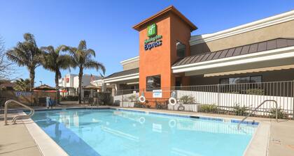 Holiday Inn Express Lompoc, an IHG Hotel