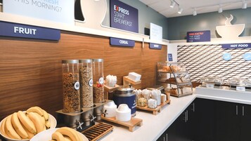 Free daily continental breakfast