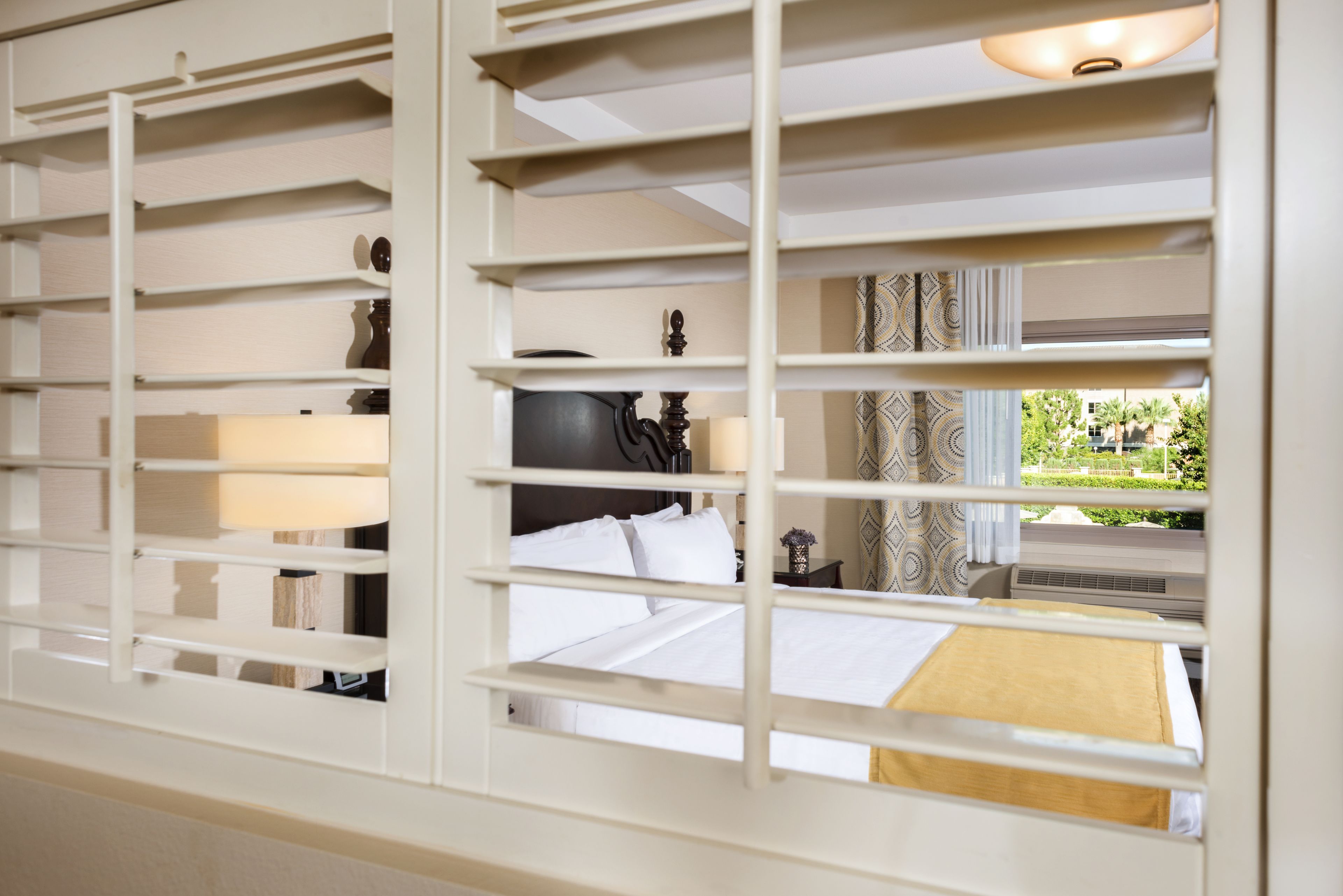 Suite junior, 1 cama de matrimonio grande con sofá cama | Ropa de cama de alta calidad y edredones de plumas