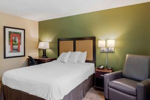 고급 침구, 오리/거위털 이불, 필로우탑 침대, 책상