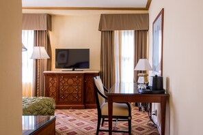 Blendingsgardiner og strykejern/-brett