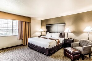 Ropa de cama de alta calidad y escritorio