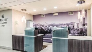 Lobby - Quality Inn & Suites Westminster - Broomfield (Westminster)
