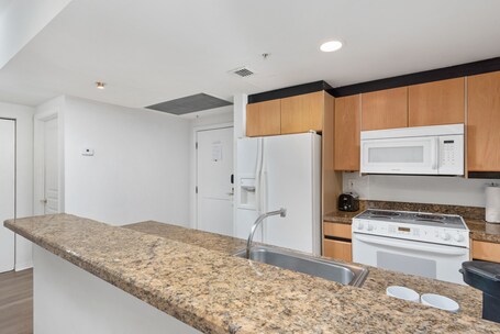 Bentley Hotel South Beach - Image 39