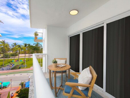 Bentley Hotel South Beach - Image 68